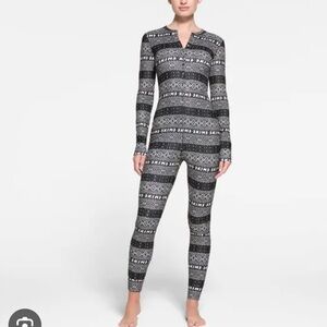 NWT SKIMS plush logo pointelle onesie pajamas black gray new holiday